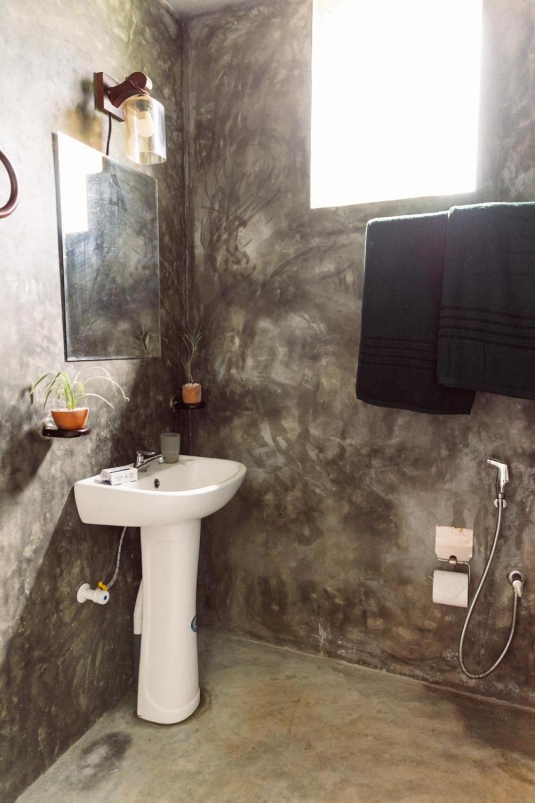 Hiriketiya Ladina Homestay Dikwella Sur Exterior foto
